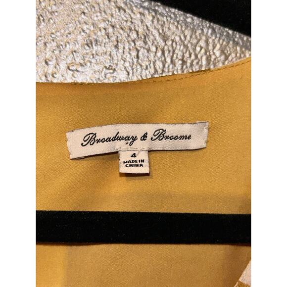 Broadway & Broome Boho CottageCore Hippie Tan White Floral 100% Silk Dress - Picture 9 of 10